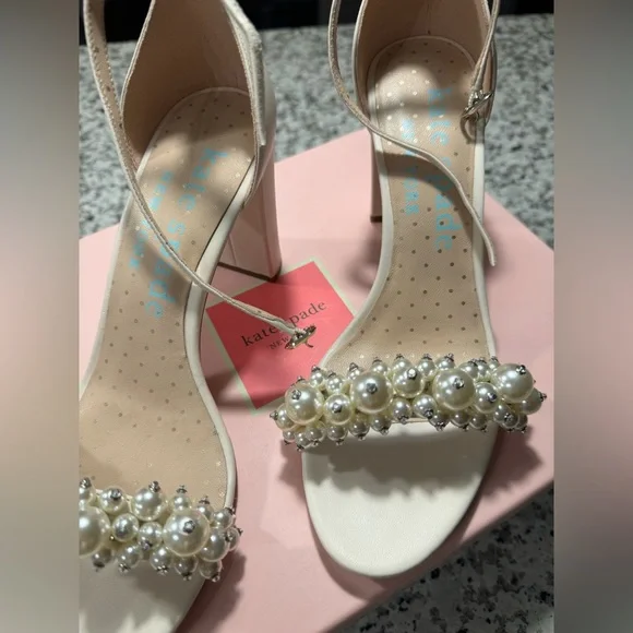 Kate Spade ♠️ Rosa Pearl leather Heels. - Picture 13 of 17